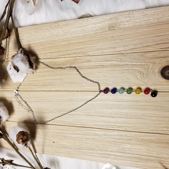 Pretty 7 Chakra Reiki Healing Gemstone necklace - Picture 10 of 16